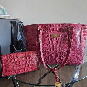 Brahmin Melbourne Purse with Matching Wallet
